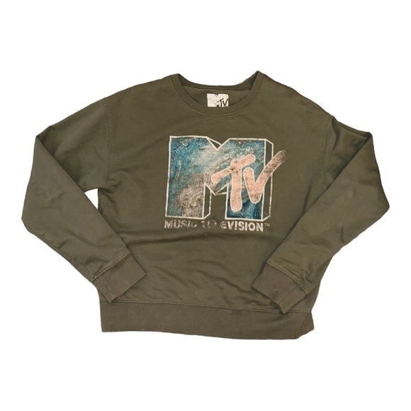 Tops - MTV sweatshirt. Size M